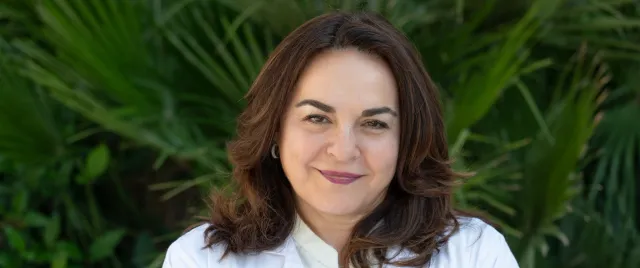 La danza entre la pasión y la precisión. La historia de la Dra. Escarlata López, pionera de la radiocirugía en España.