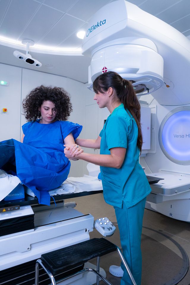 Con intención curativa o radical